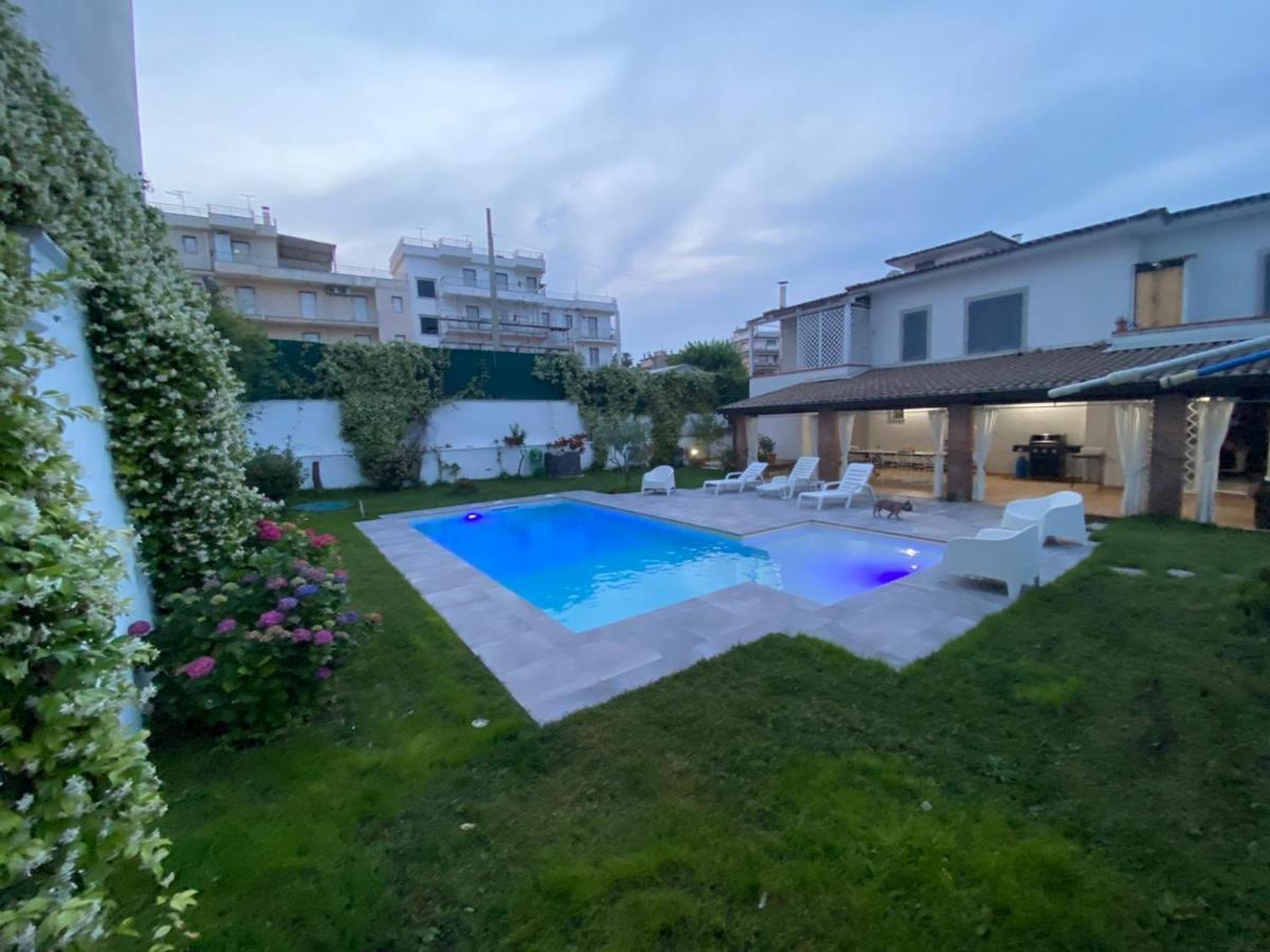 Suite Con Piscina - Vesuvio/Pompei Terzigno Exterior photo